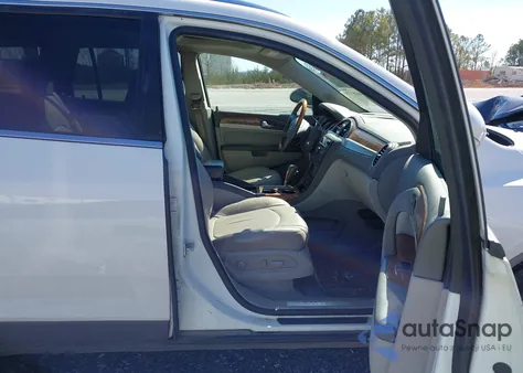 2011 Buick Enclave 1Xl z USA, uszkodzony, nr VIN 5GAKRBED4BJ412815